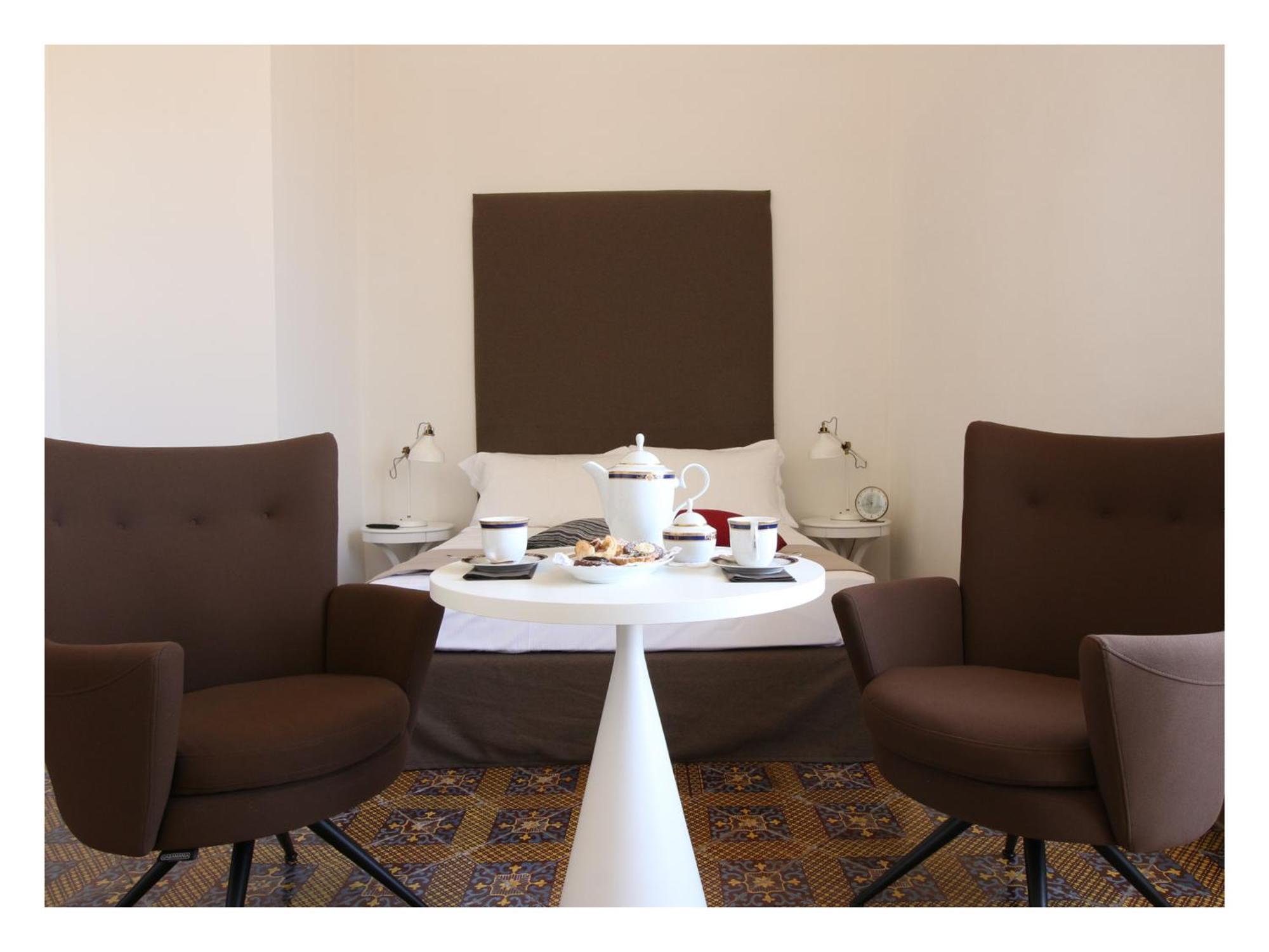 Melodia3 Suites Noto Rum bild