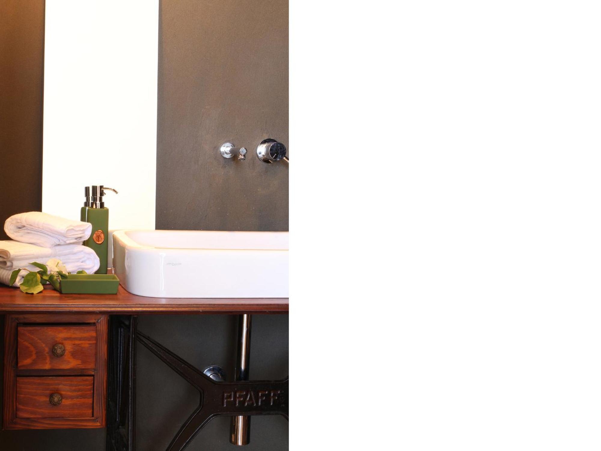 Melodia3 Suites Noto Rum bild